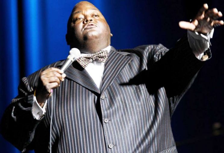 Lavell Crawford