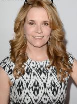 Lea Thompson photo