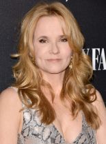 Lea Thompson photo