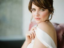 Leah Lewis photo
