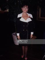 Leanza Cornett #2966518 picture (Portrait Medium)