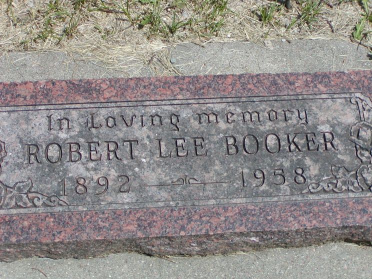 Lee Booker