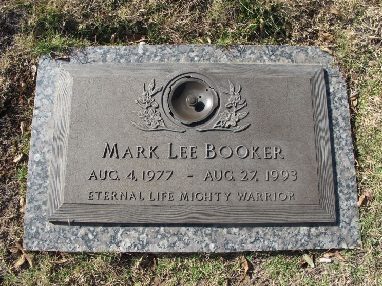 Lee Booker