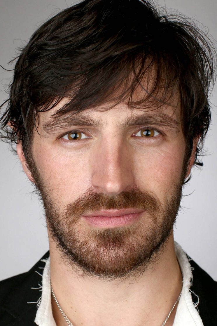 Lee Raviv