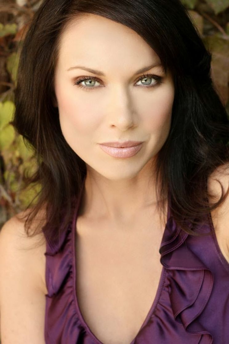 LeeAnne Locken