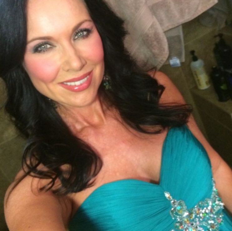 LeeAnne Locken