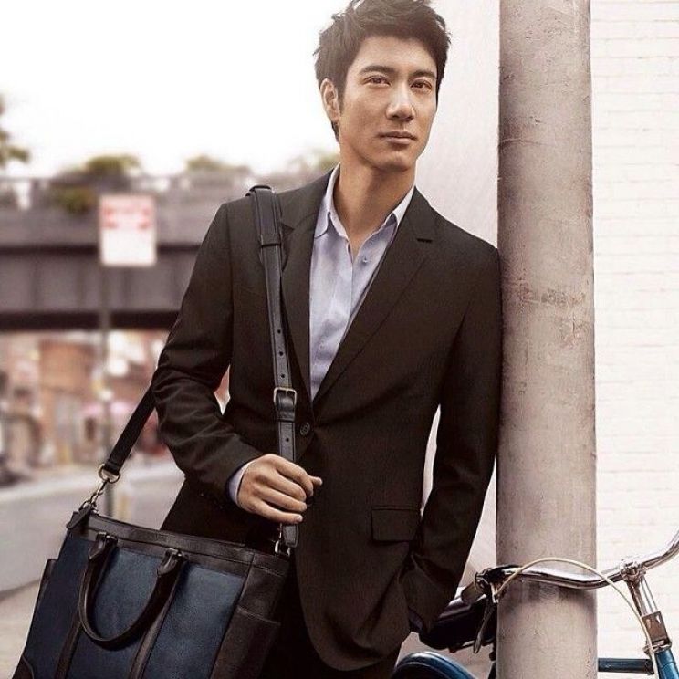 Leehom Wang