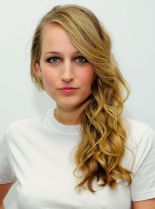 Leelee Sobieski