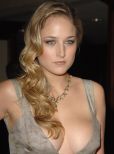 Leelee Sobieski