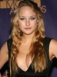 Leelee Sobieski