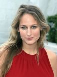 Leelee Sobieski