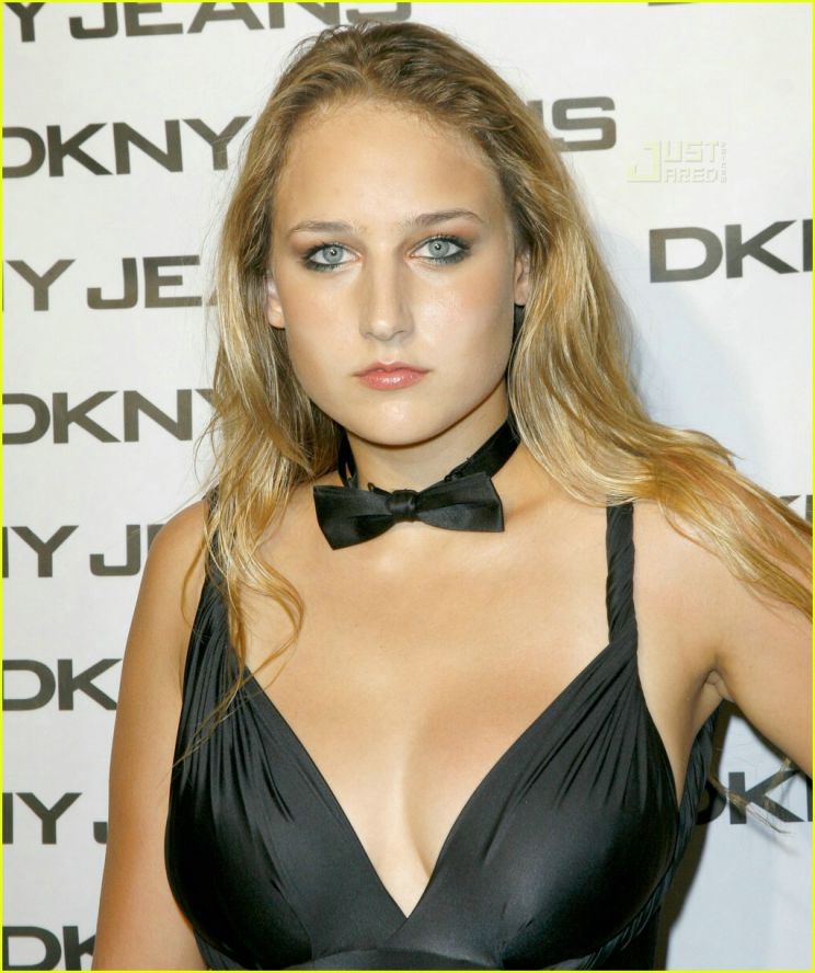 Leelee Sobieski