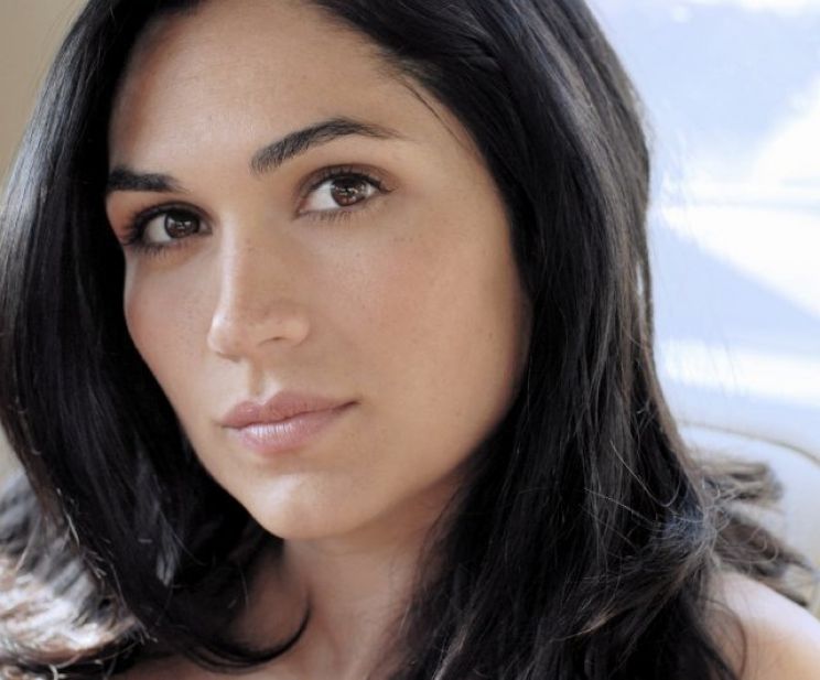 Lela Loren