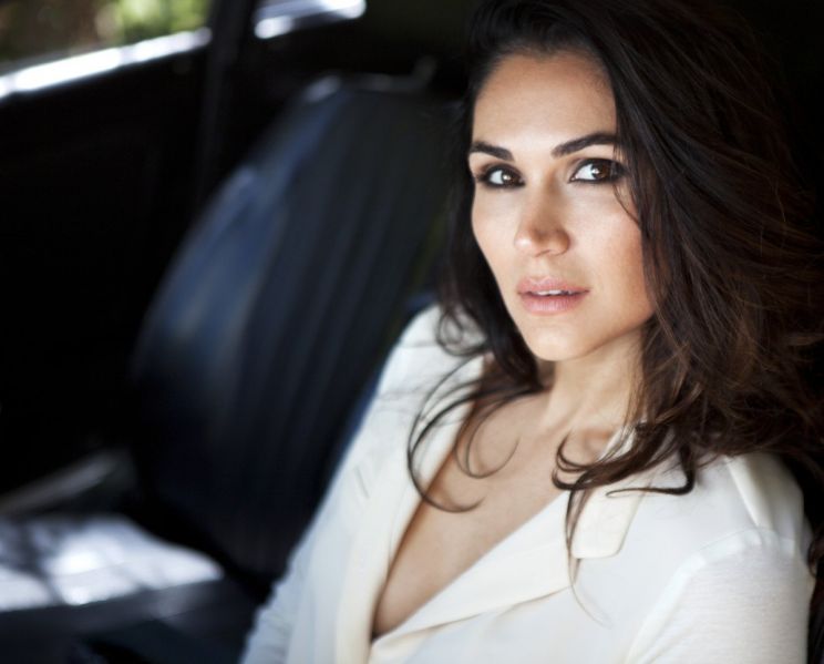 Lela Loren