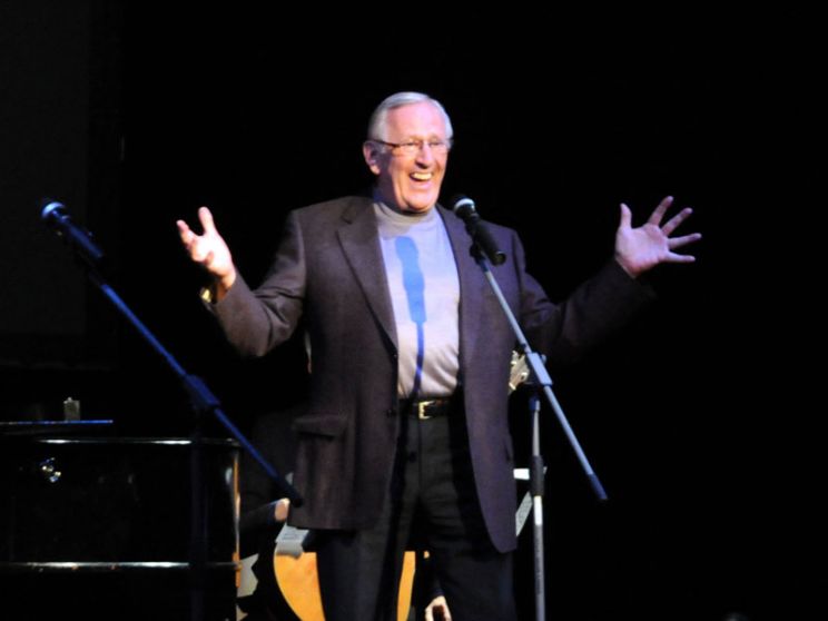 Len Cariou