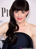 Lena Hall