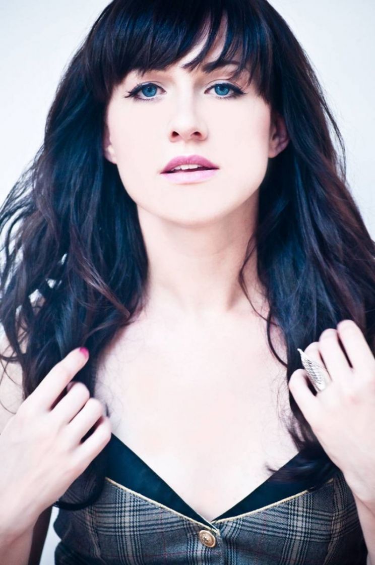 Lena Hall