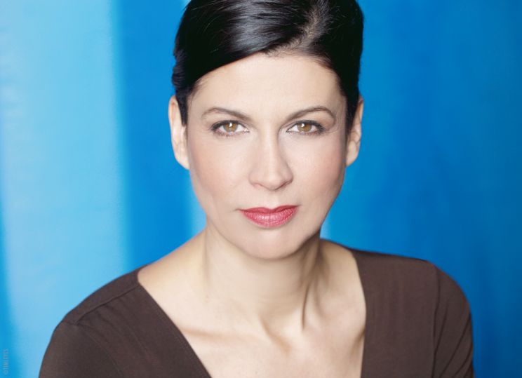Leni Parker