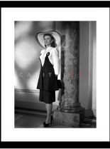 Lenore Aubert photo