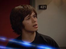 Leo Howard photo