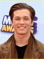 Leo Howard