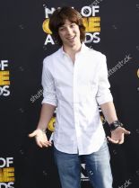 Leo Howard photo