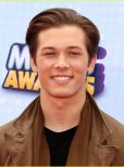 Leo Howard