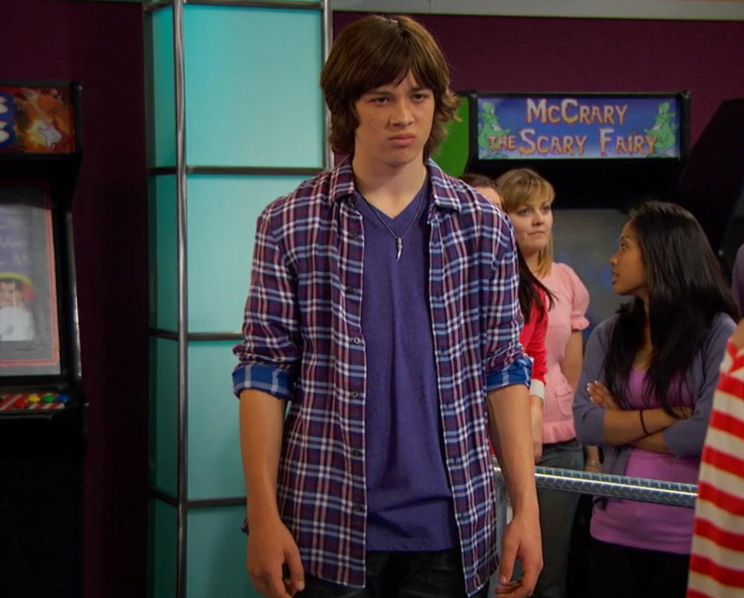Leo Howard