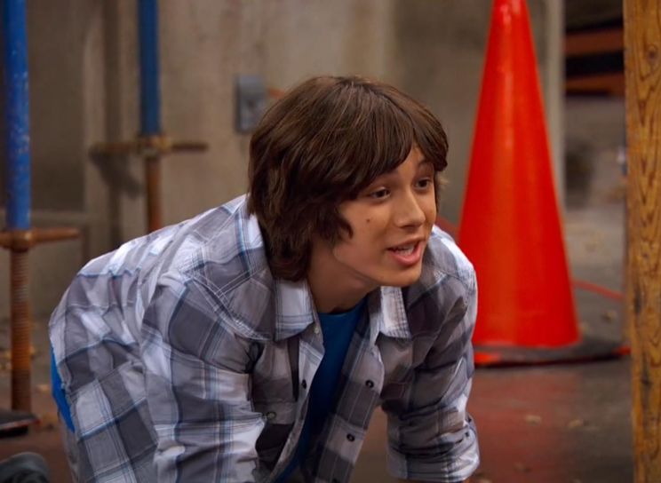Leo Howard