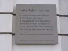 Leon Askin