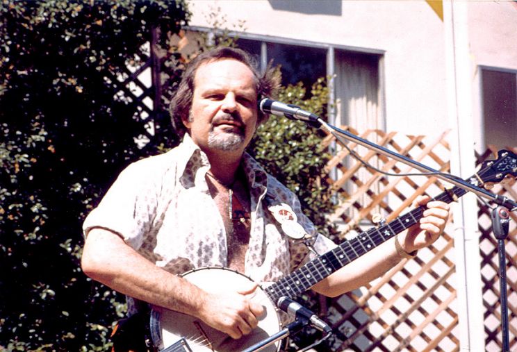 Leon Askin