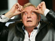 Leon Schuster