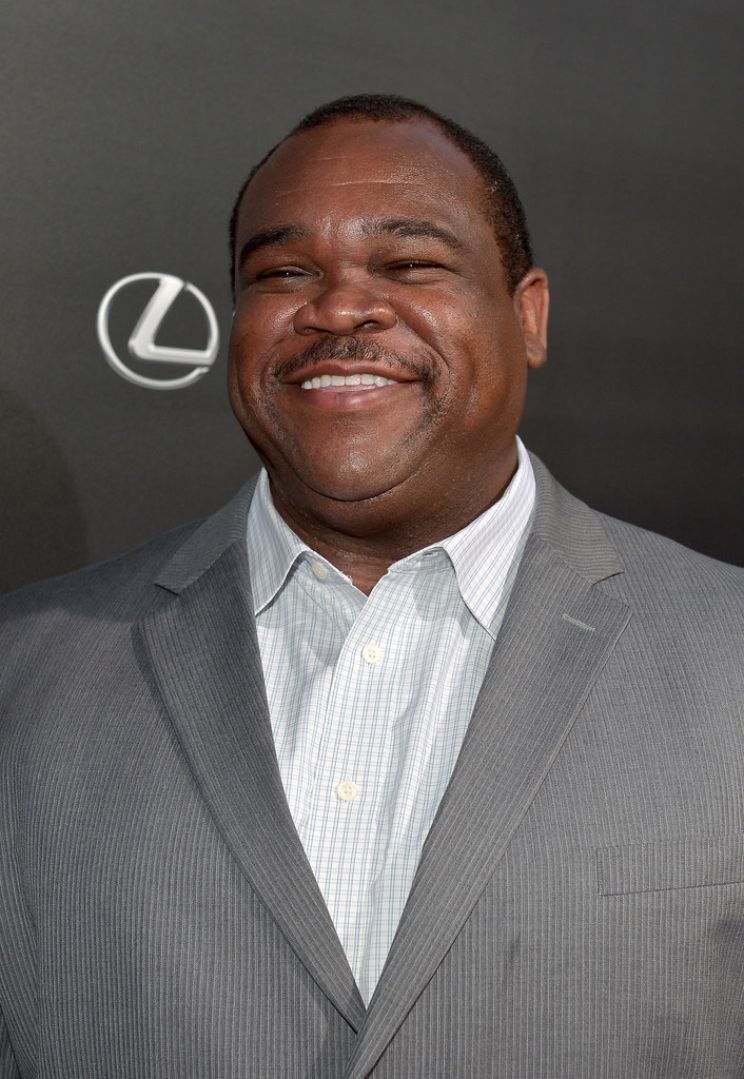 Leonard Earl Howze