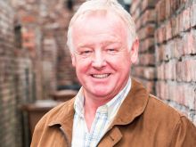 Les Dennis