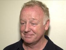 Les Dennis