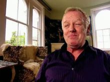 Les Dennis