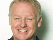 Les Dennis