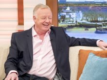 Les Dennis