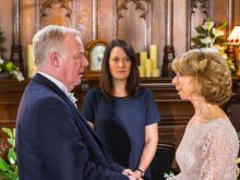 Les Dennis