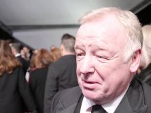 Les Dennis