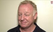 Les Dennis