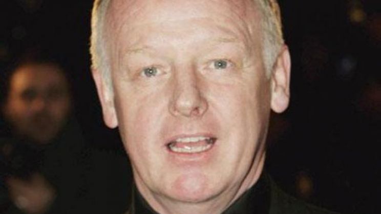 Les Dennis
