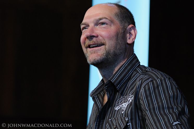 Les Stroud