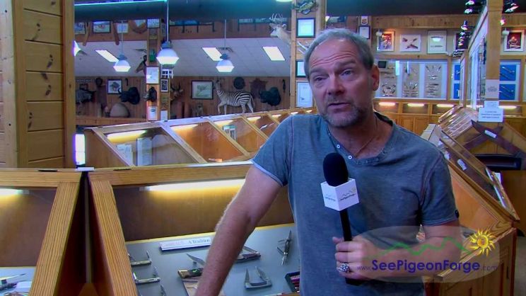 Les Stroud