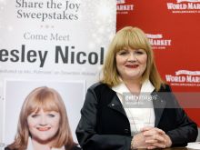 Lesley Nicol