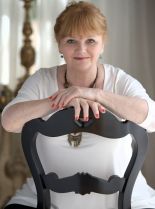 Lesley Nicol