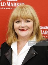 Lesley Nicol