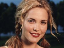 Leslie Bibb