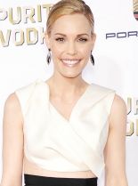 Leslie Bibb #39855 picture (Portrait Medium)