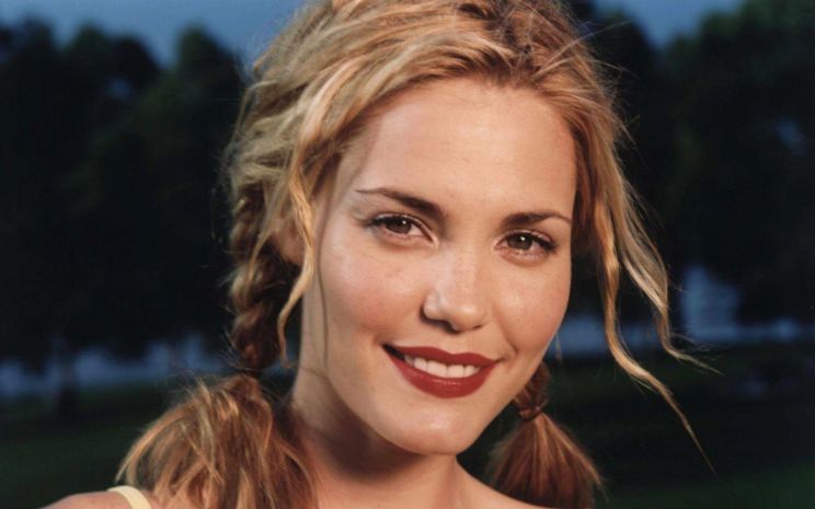 Leslie Bibb